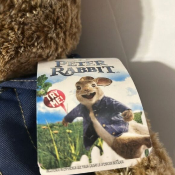 NWT Peter Rabbit Movie Sings I Promise You Animated Plush Dan Dee 2020 10" - Picture 2 of 3